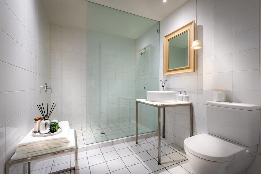 Tribeca Serviced Apartments Мелбърн Екстериор снимка