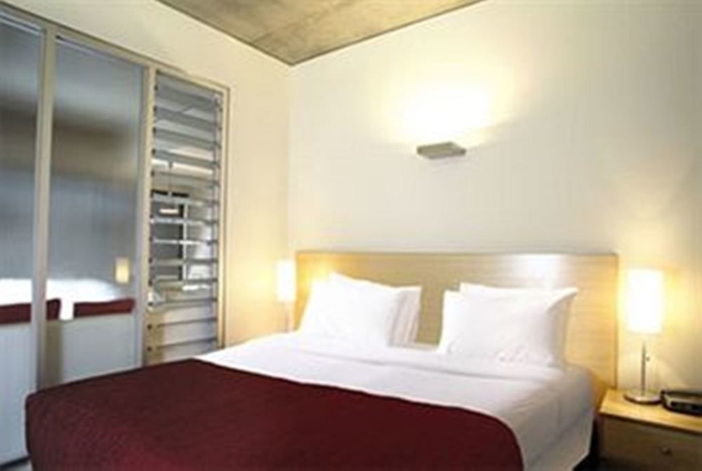 Tribeca Serviced Apartments Мелбърн Екстериор снимка
