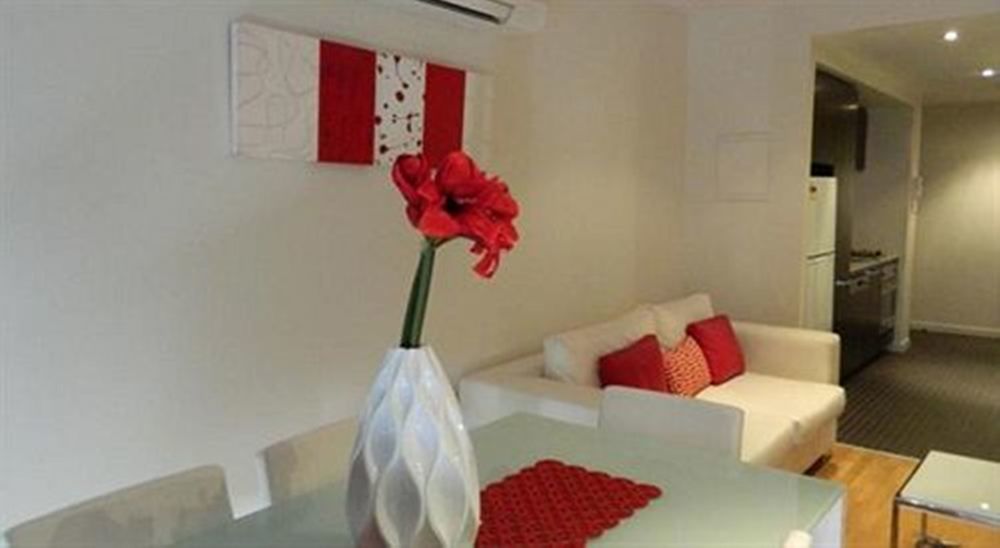 Tribeca Serviced Apartments Мелбърн Екстериор снимка