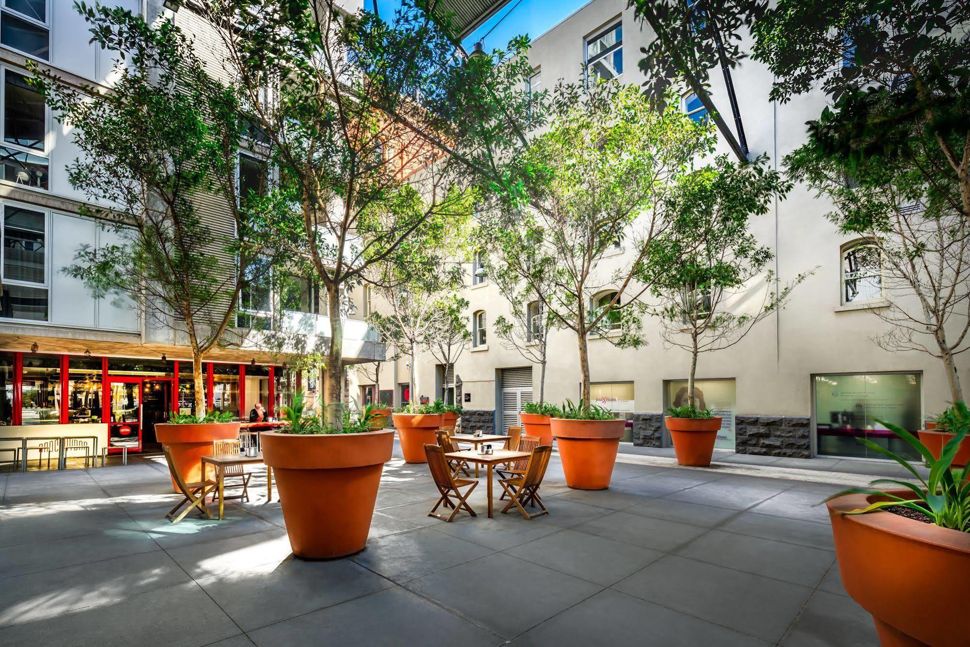 Tribeca Serviced Apartments Мелбърн Екстериор снимка